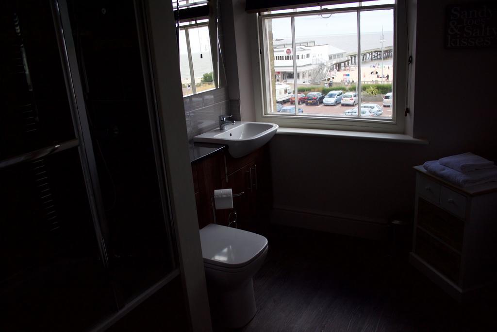 The Clyffe Hotel Lowestoft Room photo